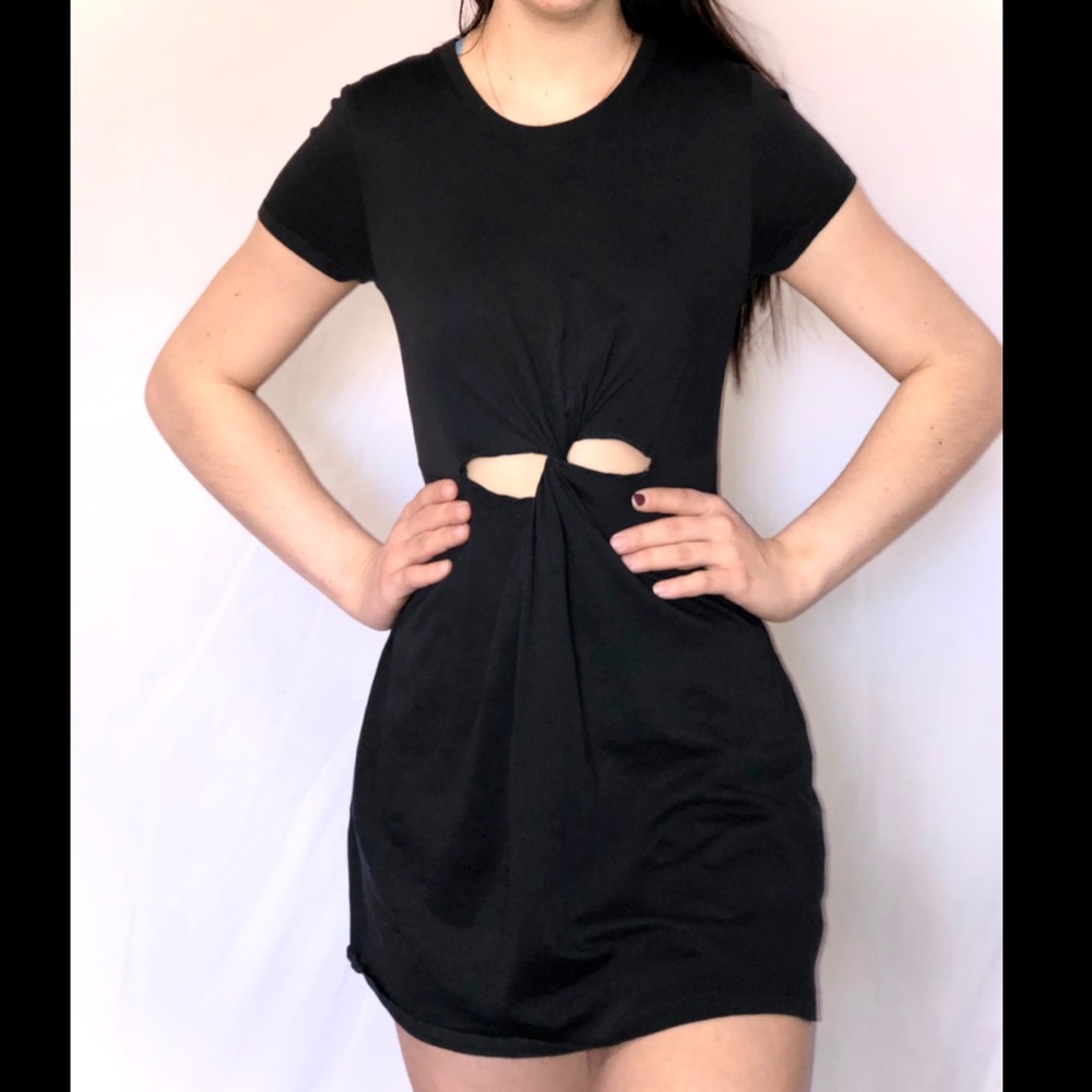 MOSSIMO grey mini dress w twist cut in the front!
